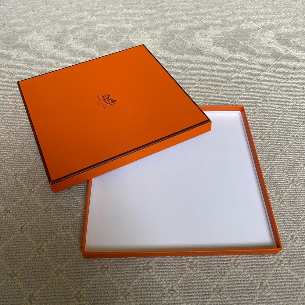 Authentic HERMES Box, Shopping Bag, Ribbon - Picture 6 of 11